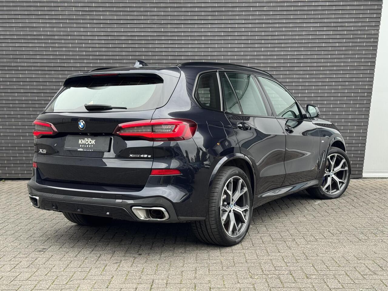 BMW X5 xDrive45e High Executive M Sport Pakket Automaat / Live Cockpit Professional / Panoramadak / Trekhaak / Comfortstoelen / Head-Up Display / Luchtvering / Driving Assistant Professional / Hifi / Stoelverwarming voor+achter /