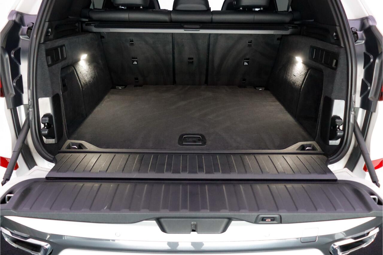 BMW X5 40iA M-SPORT High Executive PANO | VERNASCA LEDER | 22"LMV | CAMERA | CARPLAY