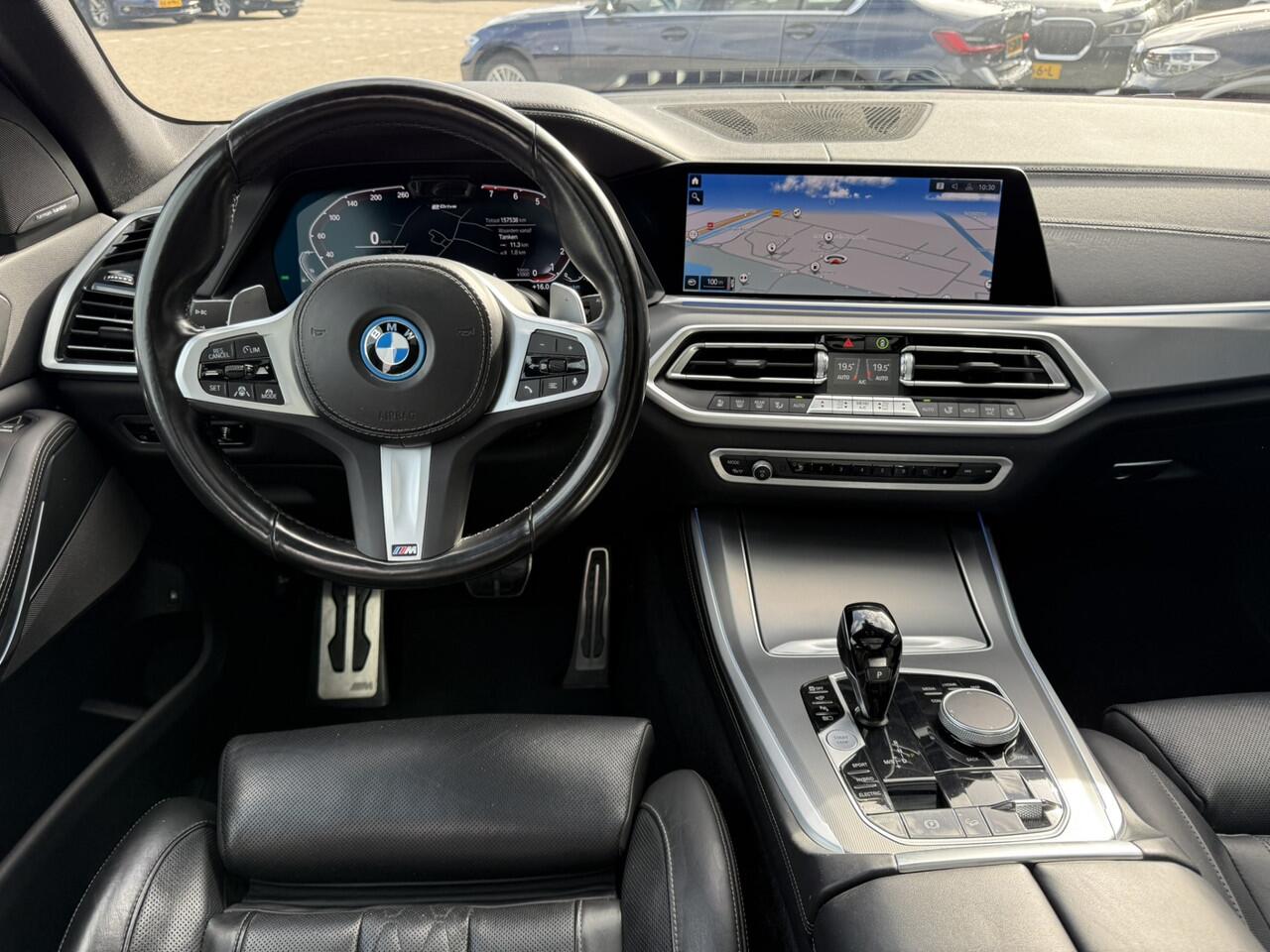 BMW X5 xDrive45e High Executive M Sport Harman-Kardon Panoramadak Laser Licht Trekhaak Stoelventilatie Comfortzetels 21 Inch Driving Assistant Professional 95% SOH