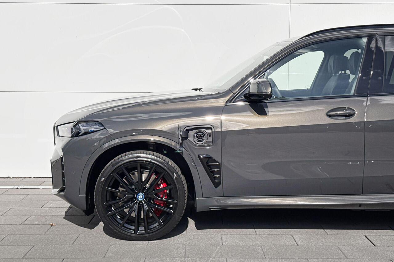 BMW X5 xDrive50e | M-Sport Pro | B&W | Trekhaak | Panoramadak | Stoelventilatie voor beide voorstoelen |