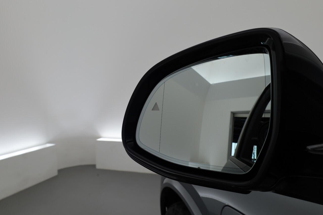 BMW X5 xDrive50e M Sport Pro | Iconic Glow | | Pano | Soft Close | HUD | Luchtvering | Harman Kardon | Elek. Trekhaak |