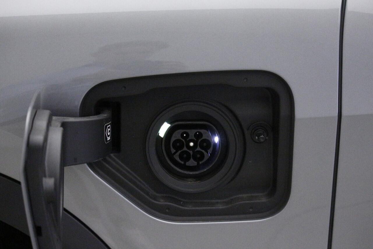 BMW X5 xDrive50e | 2024 | Trekhaak | Harman Kardon | 20" M-Sport | Softclose | Driving Assistant Professional | Gesture Controle | Luchtvering v+a | Geluidswerende ramen