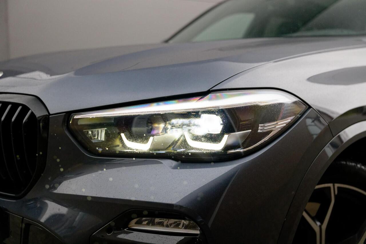 BMW X5 xDrive45e High Executive M-Sport Massage stoelen, Stoelventilatie, Sky Lounge dak, Merino leer, Leren Dashboard, enz