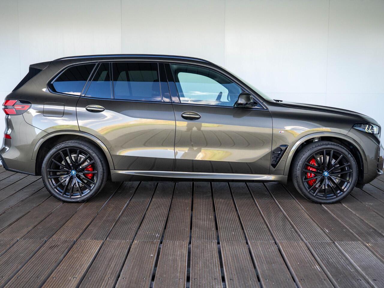 BMW X5 xDrive50e | M Sportpakket Pro | Innovation Pack | Comfort Access | Stoelverwarming | Harman Kardon | Trekhaak