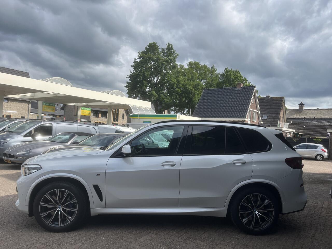 BMW X5 xDrive40i High Executive M-Sport , Leer , HUD