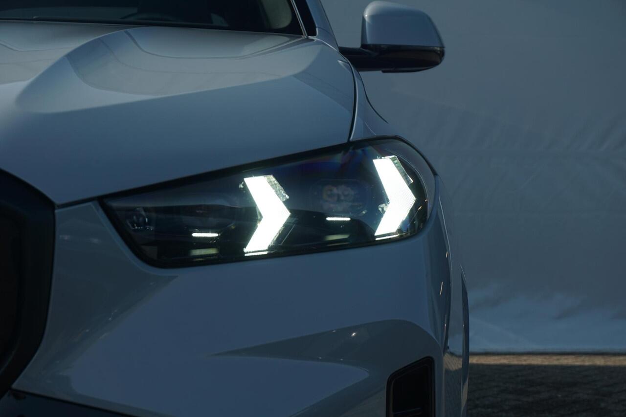 BMW X5 xDrive50e M Sportpakket Pro 22'' / Panoramadak / Driving Assistant Professional / Harman Kardon / Warmte Comfortpakket voor