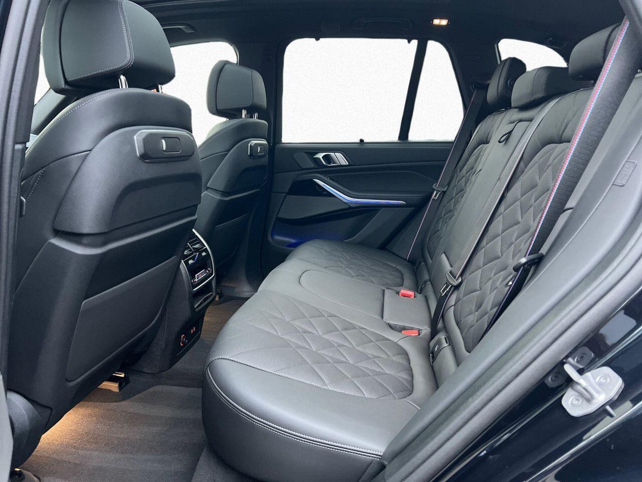 BMW X5 M60i xDrive M-Sport 530 PK V8 ACC Head-Up Panoramadak Stoelkoeling Massage Luchtvering Trekhaak