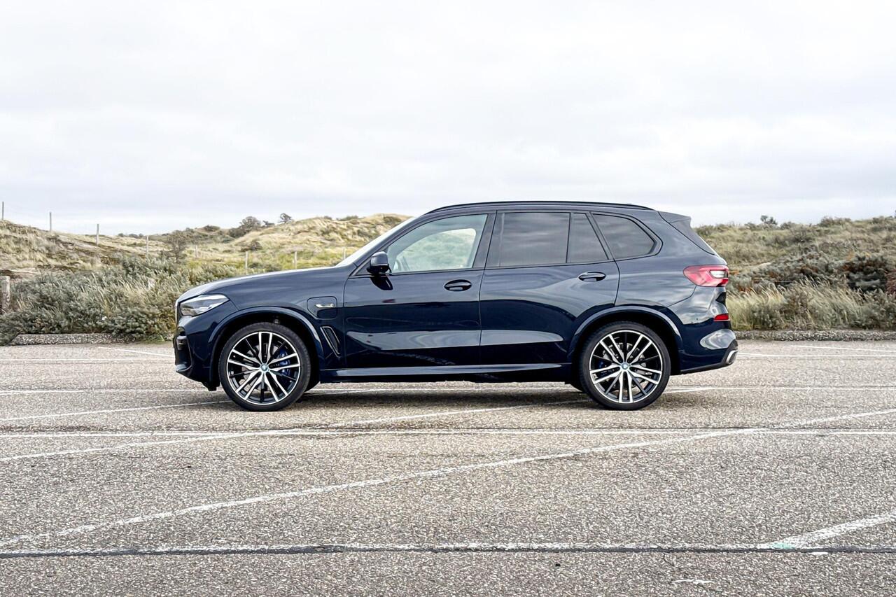 BMW X5 xDrive45e High Executive | M Sport | Panoramadak | Comfort Access | Trekhaak |
