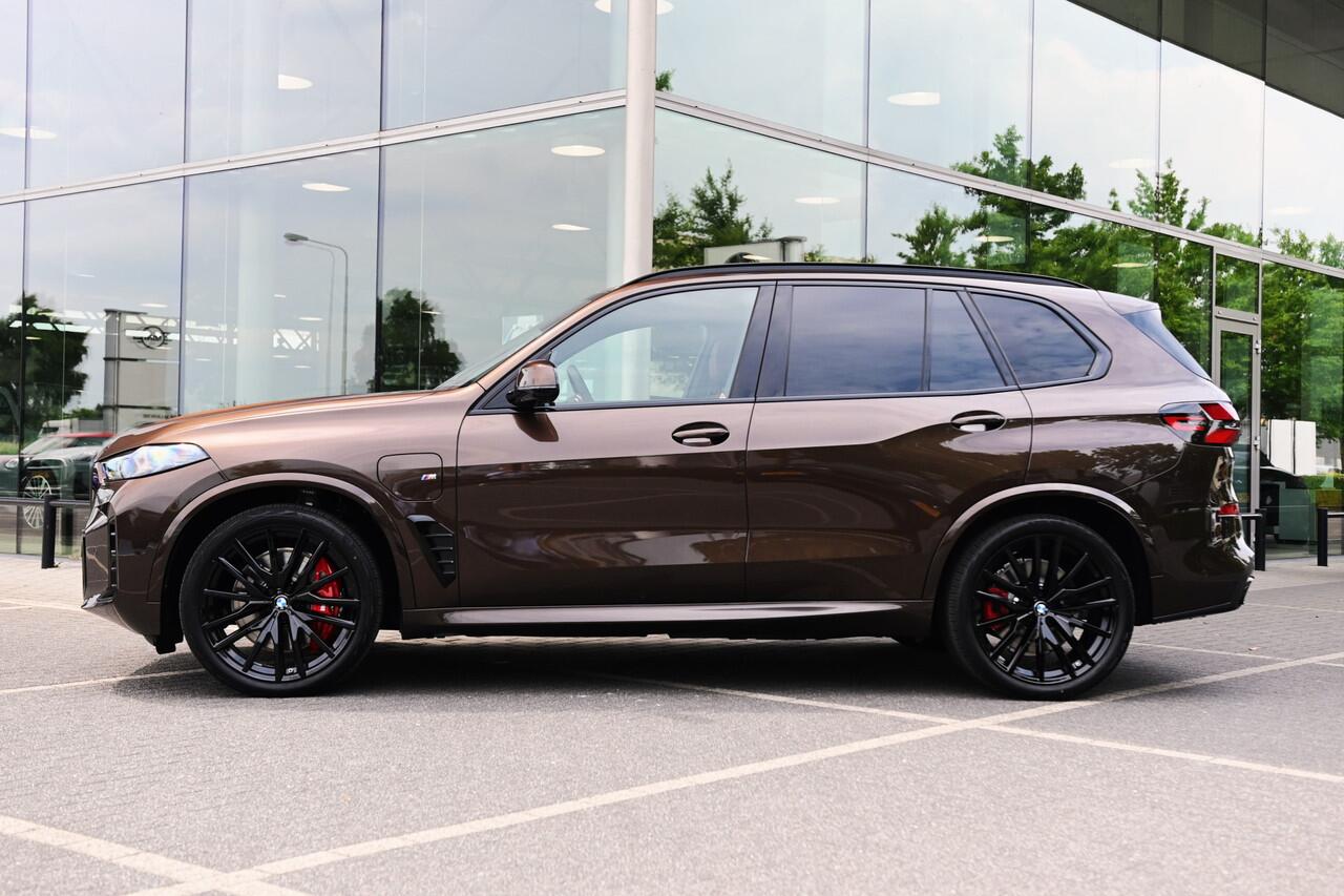 BMW X5 xDrive50e High Executive M Sport Automaat / Panoramadak Sky Lounge / Trekhaak / Massagefunctie / Bowers & Wilkins / Parking Assistant Professional / Soft-Close / Active Steering