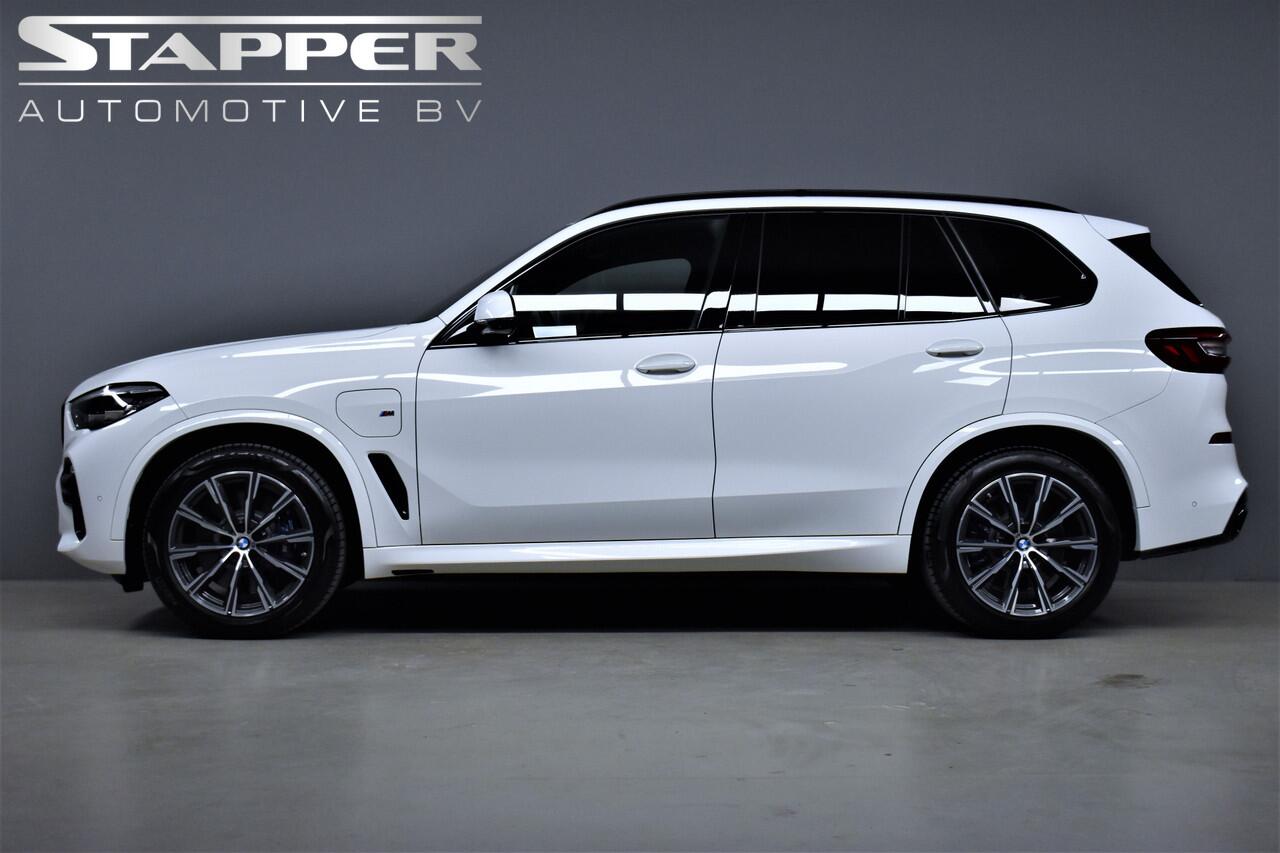 BMW X5 xDrive45e 399pk 6-Cil. Automaat M-Sport Pano/Trekhaak/H.Kardon/Virtual/Carplay/Head-Up/Cameras/Luchtvering