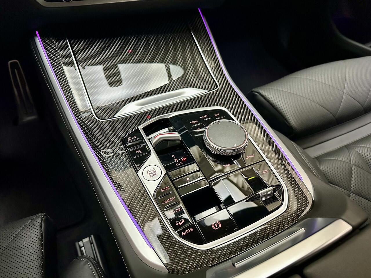 BMW X5 M60i xDrive 4.4 V8 TwinTurbo / 531 PK / 23" ALU / Carbon / Individual / M Sport / G05 LCI Facelift / Mora Purple / xDrive / HK Audio / Elec. Trekhaak