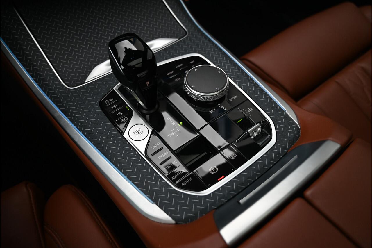 BMW X5 xDrive45e M-SPORT / SKYLOUNGE PANO / BOWERS WILKINS / INDIVIDUAL / HUD / LASER / PREMIUM SELECT GARANTIE