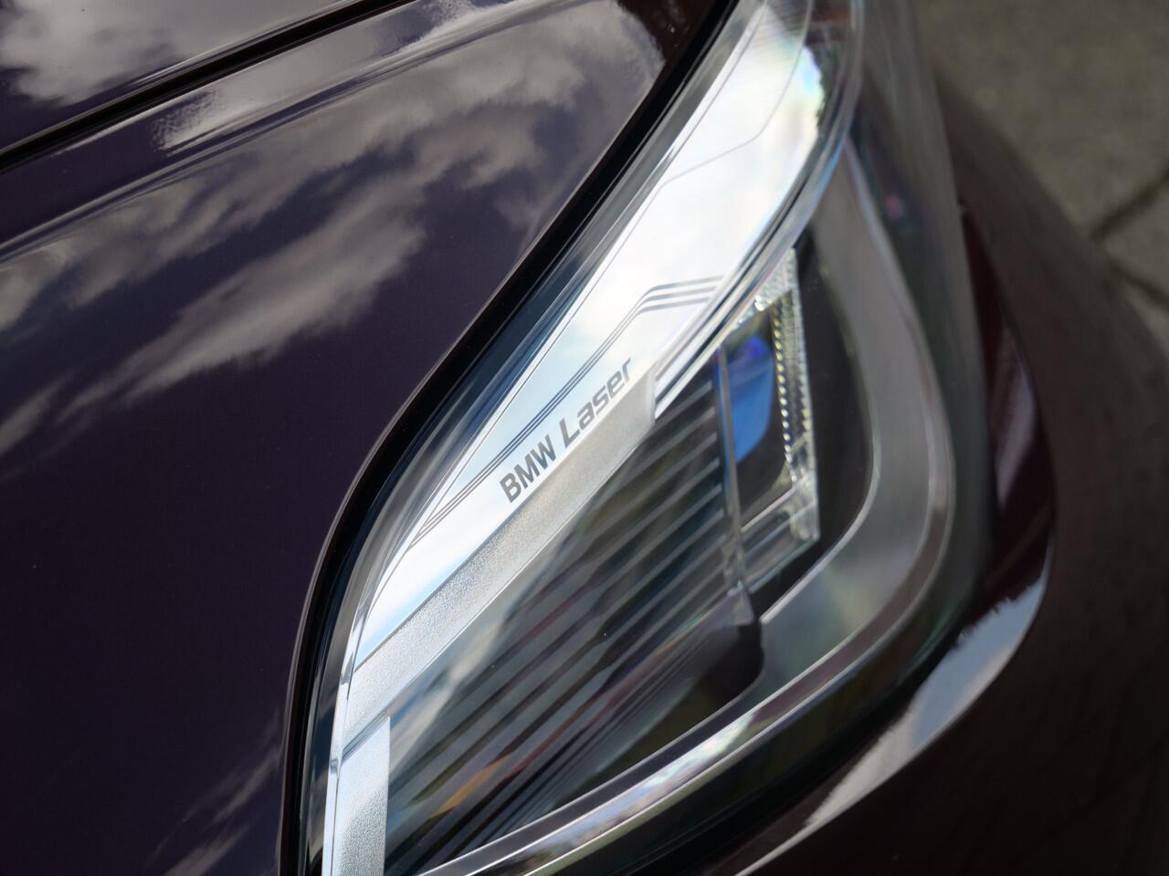 BMW X5 xDrive40d High Executive 340pk Automaat Leder / Schuifdak / Trekhaak / Sky Lounge