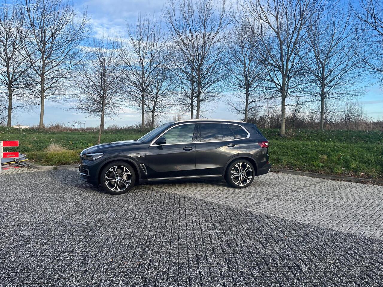 BMW X5 xDrive45e High Executive BTW Auto, Pano, HUD, Adaptive Cruise, Carplay,