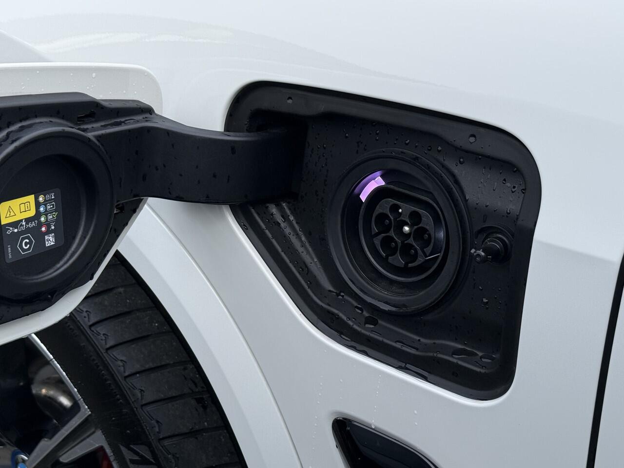 BMW X5 xDrive50e | M-Pro | Panorama | Trekhaak | Comf. zetels | Soft close | Harman/kardon