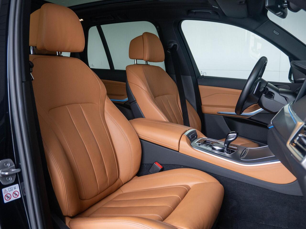 BMW X5 xDrive45e | M Sportpakket | Comfort Access | Panoramadak | Head-Up Display | Harman Kardon | Stoelverwarming | 22'' | Trekhaak