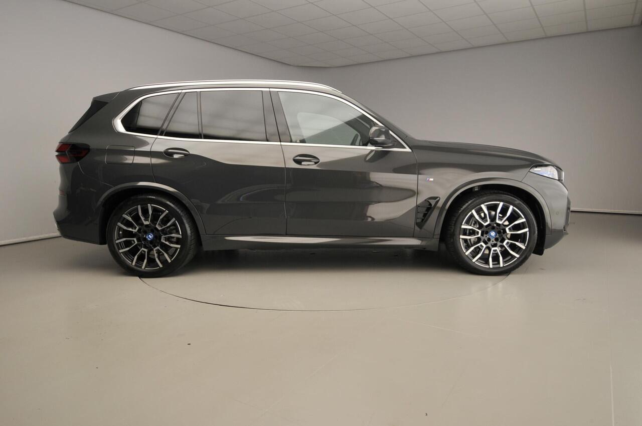 BMW X5 xDrive50e | M-Sportpakket | LED | Leder | HUD | Comfortzetels | Keyles go | Chrome line | DAB | Harman-kardon sound | Alu 21 inch