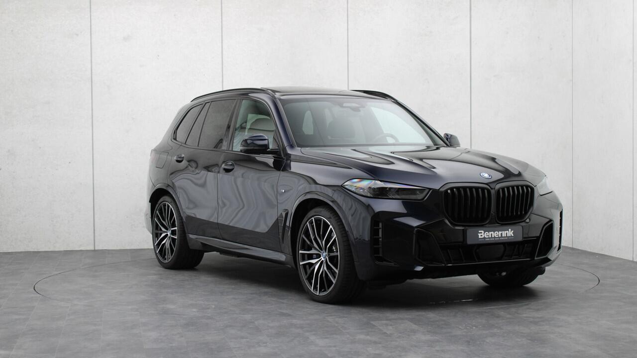 BMW X5 xDrive50e M-Sport Pro | Massage | Sky Lounge | Harman/Kardon | Stoelventilatie | Head-up | Trekhaak | Carbon