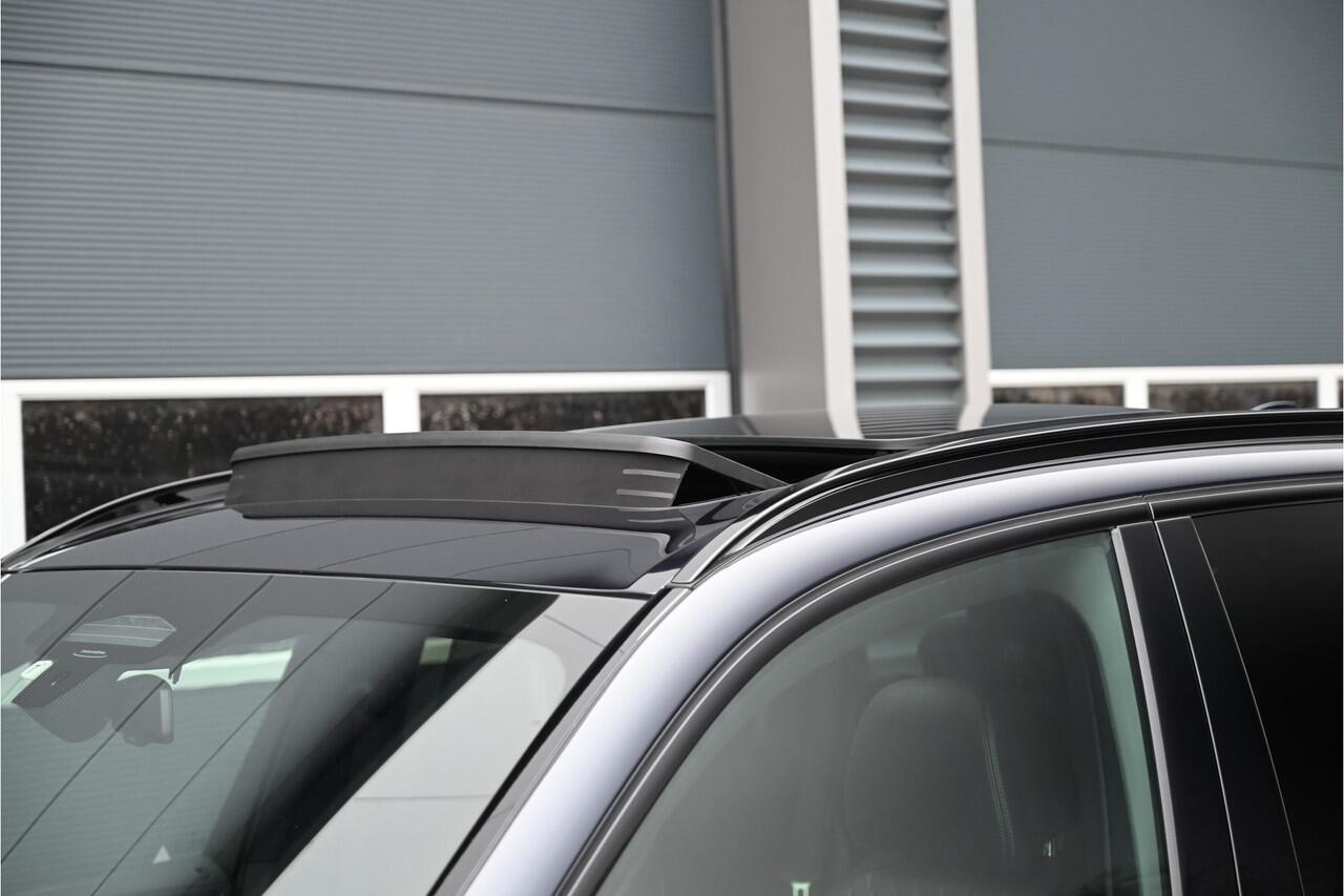 BMW X5 xDrive45e M-SPORT / SKYLOUNGE PANO / INDIVIDUAL / LASER / MASSAGE / SOFTCLOSE / HUD / 4WIELSTURING / TREKHAAK