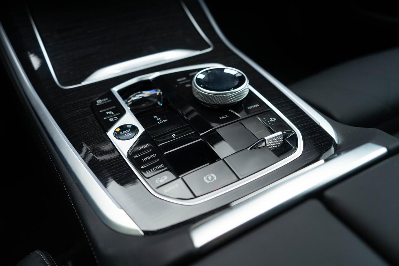 BMW X5 xDrive 50e / M Performance/ Luchtvering/ Standkachel/ Adaptive Cruise Control/ Panoramadak/ 265kW (360PK)