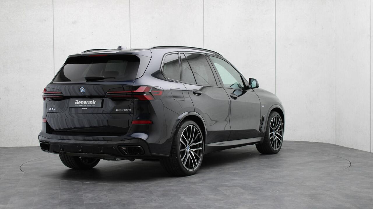 BMW X5 xDrive50e M-Sport Pro | Massage | Sky Lounge | Harman/Kardon | Stoelventilatie | Head-up | Trekhaak | Carbon