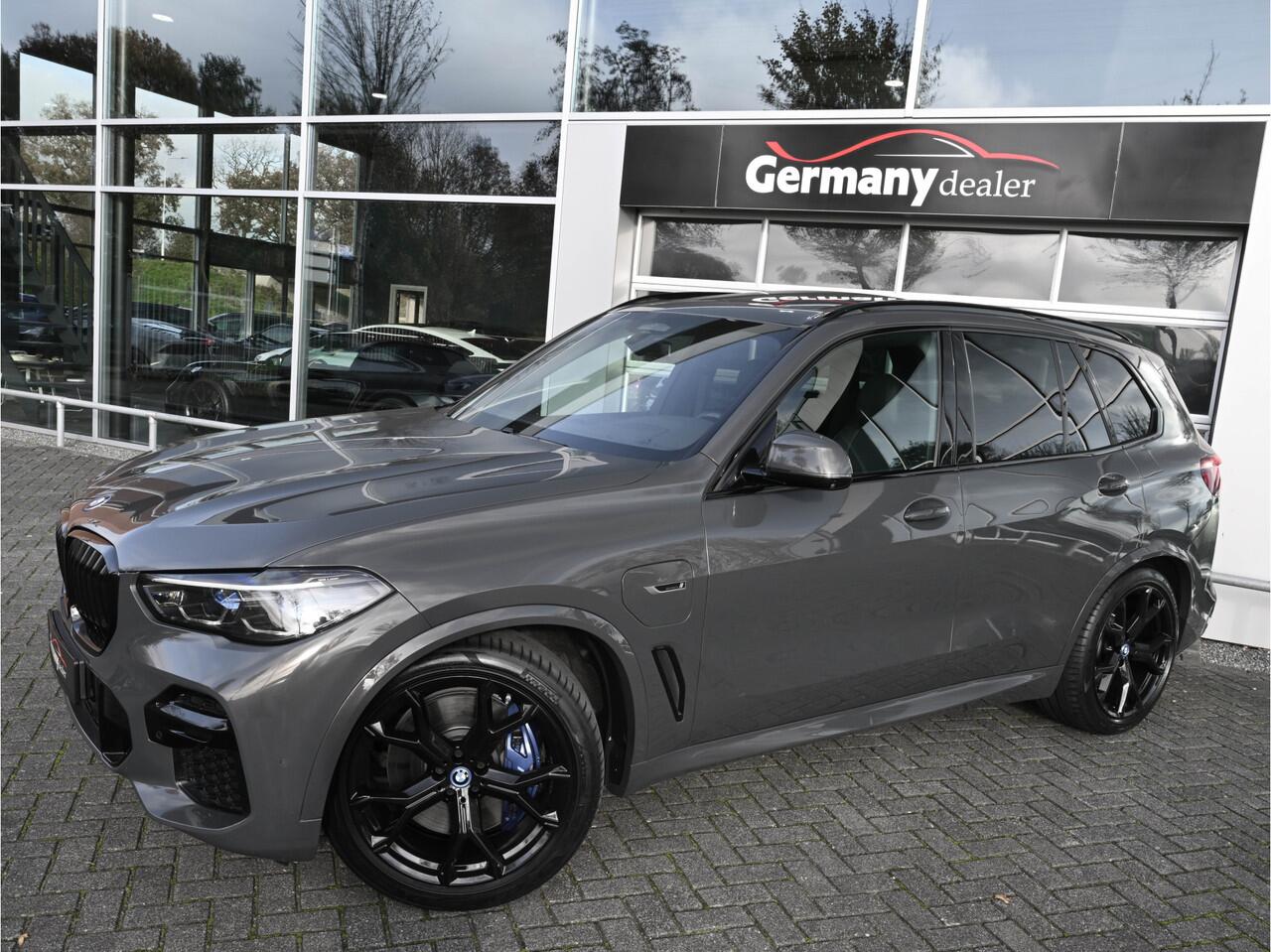 BMW X5 xDrive45e 394pk M-Sport Lucht Pano Laser HUD 21-Inch Tr-Haak DRAVIT!