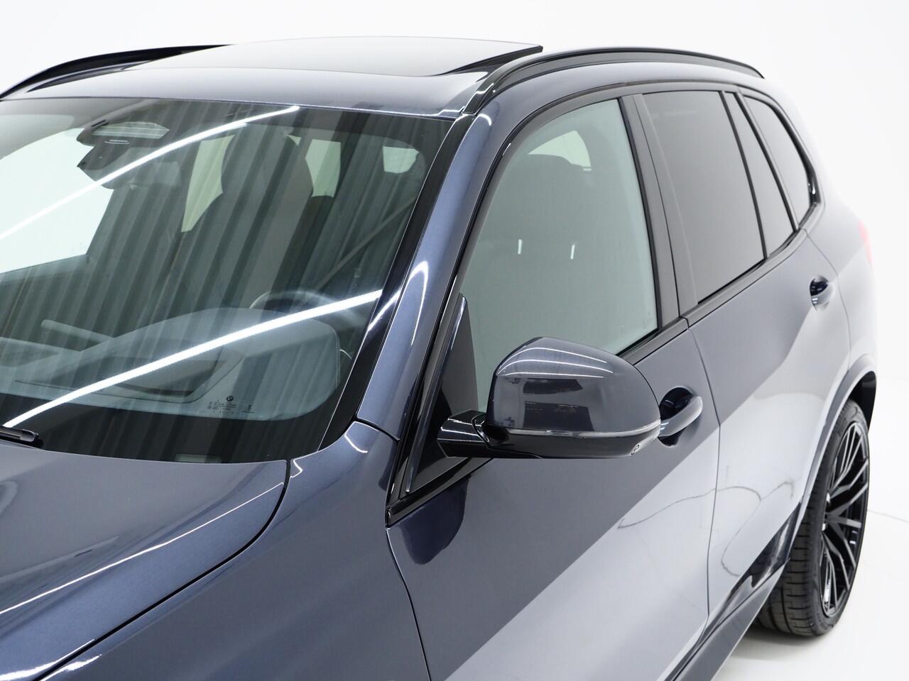 BMW X5 xDrive45e M-Sport Shadow | Panoramadak | Skylounge | Harman/Kardon | 360 | LaserLED | Trekhaak