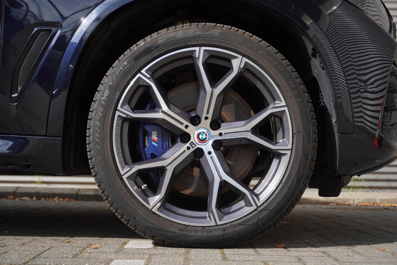 BMW X5 xDrive45e M Sportpakket | Driving Assistant Professional | Glazen panoramadak | Trekhaak met elektrisch wegklapbare kogel | HIFI System Harman Kardon | Head-Up Display | Stoelventilatie voor beide voorstoelen
