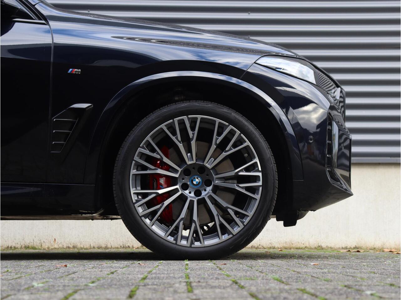 BMW X5 xDrive50e | High Executive | M Sportpakket Pro | Panodak | Trekhaak | Driving Assistant Prof. | Head-Up | Harman Kardon | Soft Close | Stoelventilatie | 22'' LMV