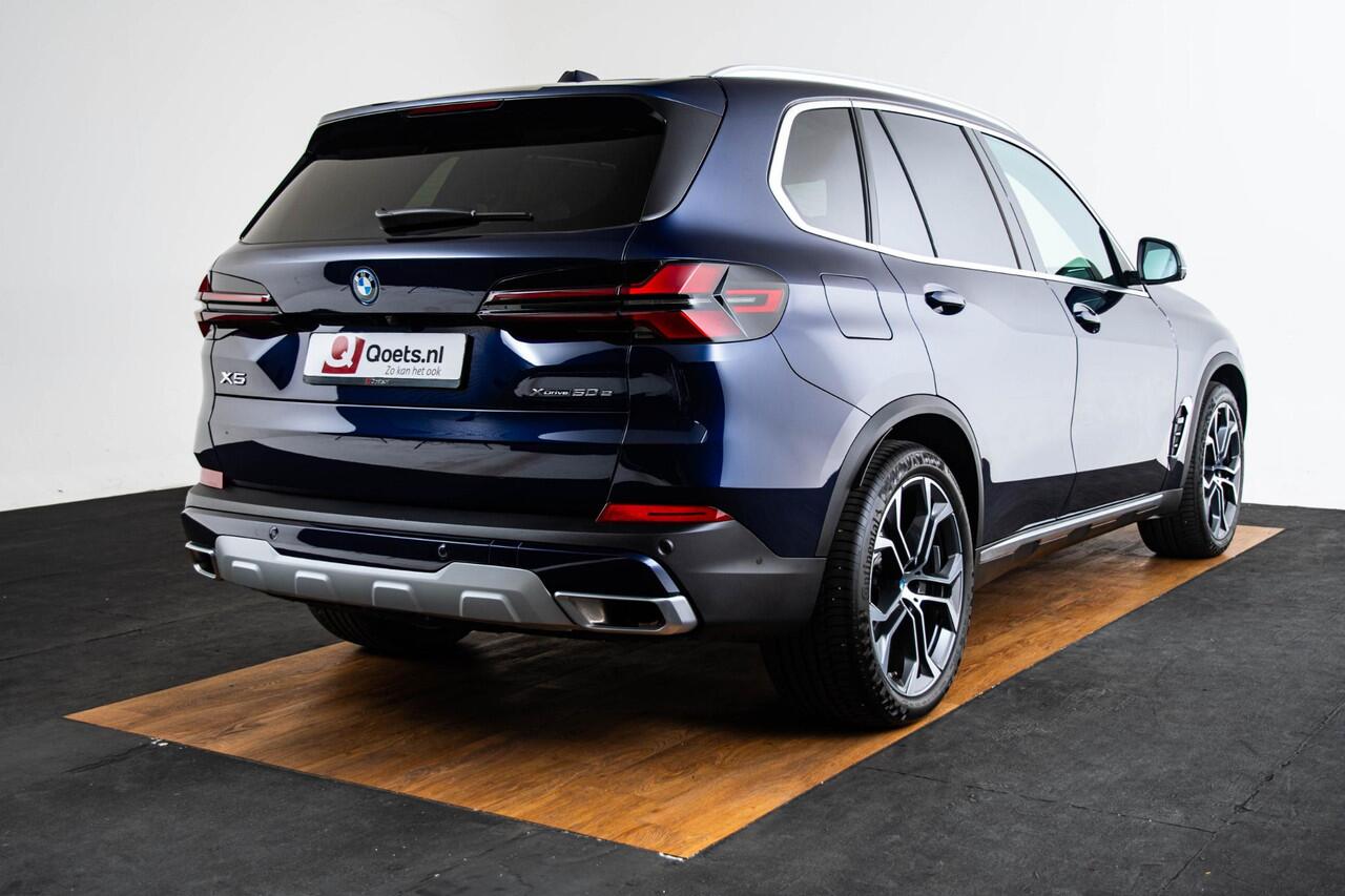 BMW X5 xDrive50e Panoramadak - Parkin/Driving Professional - Active Protection - Harman Kardon - Warmte Comfort Pack - Comfortstoelen - Travel & Comfort systeem - Comfort Access - Getinte Ruiten - Zonneschermen -