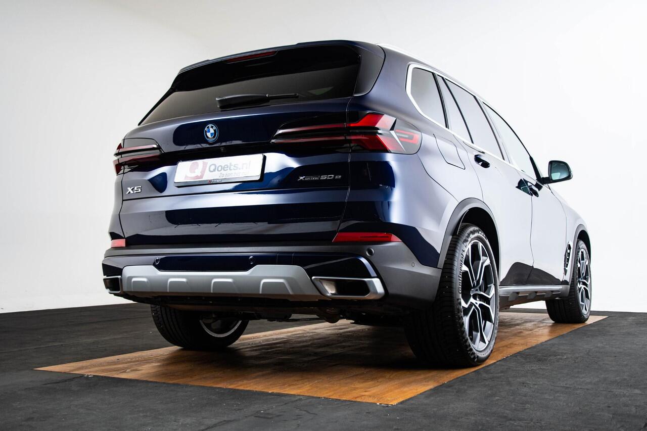 BMW X5 xDrive50e Panoramadak - Parkin/Driving Professional - Active Protection - Harman Kardon - Warmte Comfort Pack - Comfortstoelen - Travel & Comfort systeem - Comfort Access - Getinte Ruiten - Zonneschermen -
