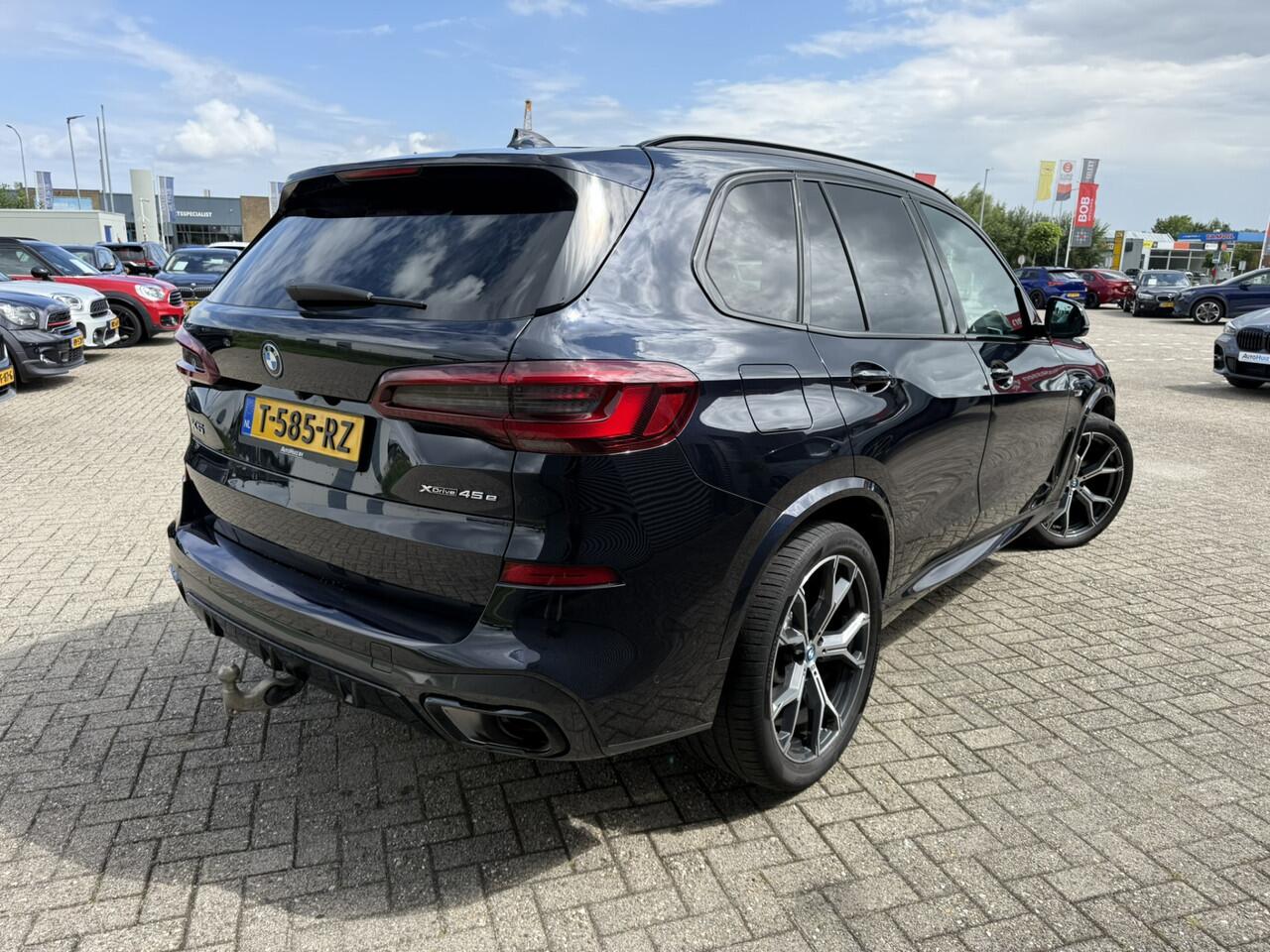 BMW X5 xDrive45e High Executive M Sport Laser Licht Head-Up Display Panoramadak Harman-Kardon Trekhaak Comfortzetels Innovatie-pakket Stoelventilatie Keyless Entry