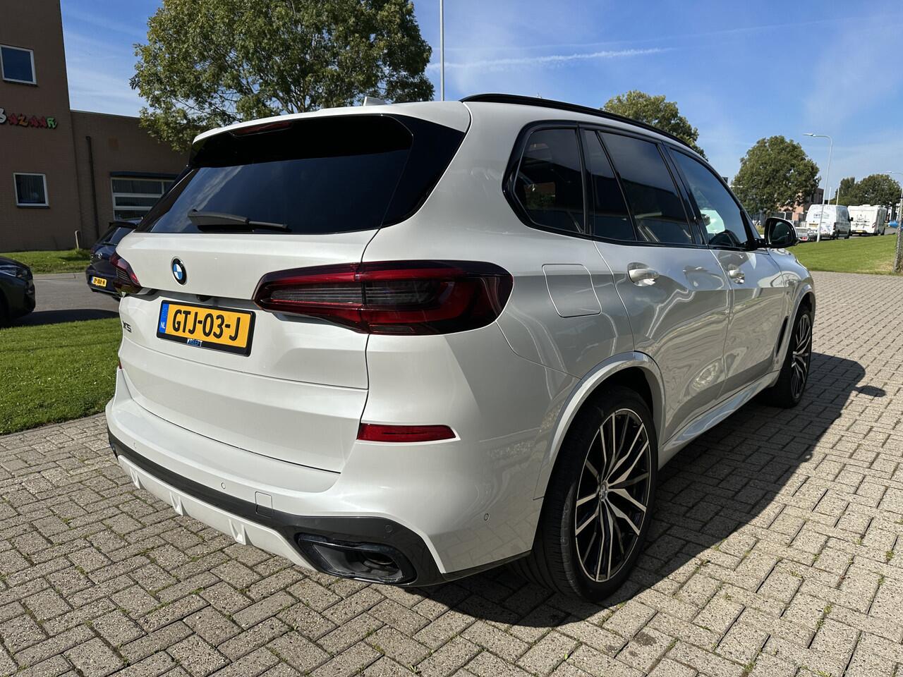 BMW X5 xDrive45e High Executive Parelmoer | VOL | HUD | Soft