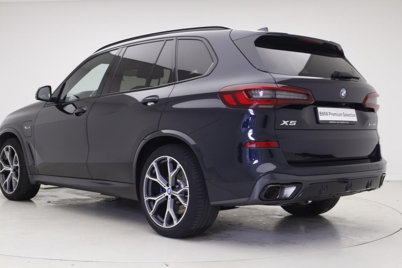 BMW X5 xDrive45e High Exe | M-Sport | Comf. zetel + uitgebr. leder | Sky lounge dak | Harman/kardon | Co Pilot