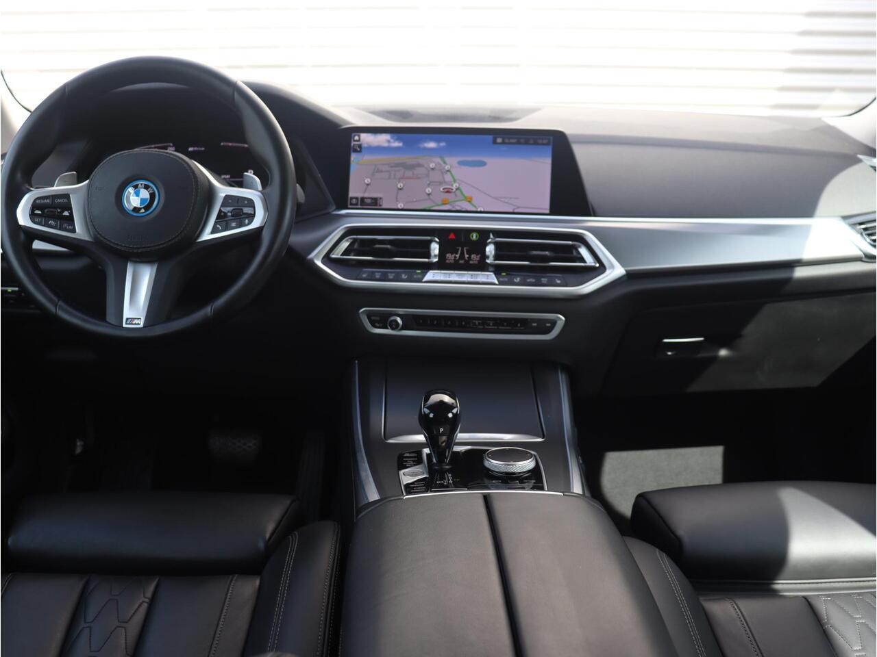 BMW X5 xDrive45e | High Executive | Driving Assistant | Panodak | Adaptive Cruise Control | Head-Up | Trekhaak | 19'' LMV