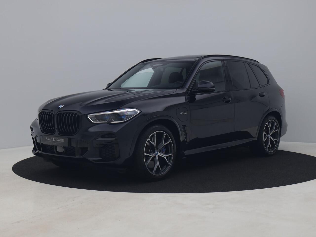 BMW X5 xDrive45e High Executive M-Sport | SKY LOUNGE | PANO | SOFT CLOSE | ADAPTIVE | H&K | LUCHTVERING | STOELVENT. | STOELVERW. | TREKHAAK