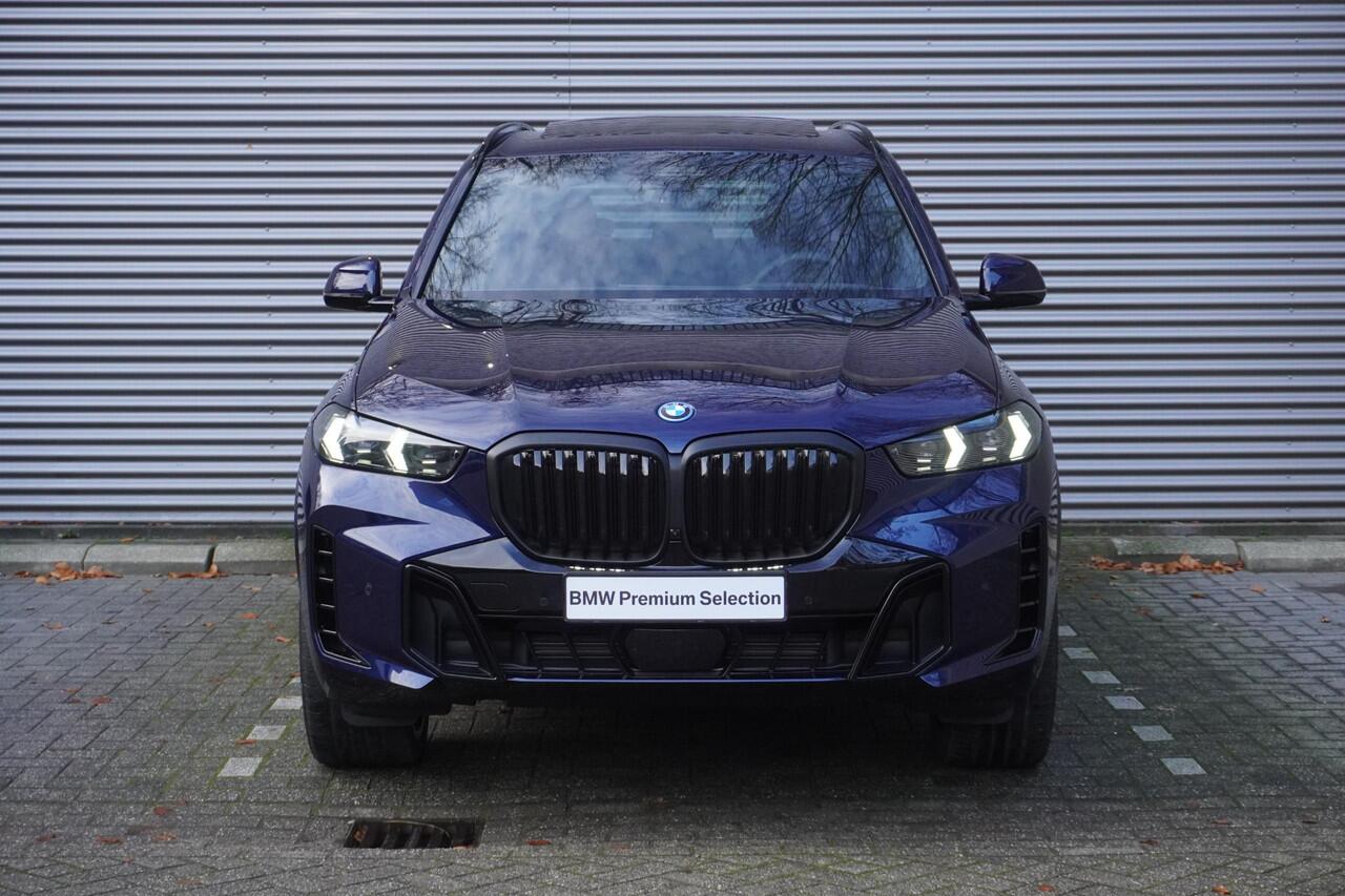 BMW X5 xDrive50e M Sportpakket Pro | Travel Pack | Innovation Pack | Soft-Close-Automatic voor portieren | Glazen panoramadak | Driving Assistant Professional | HIFI System Harman Kardon