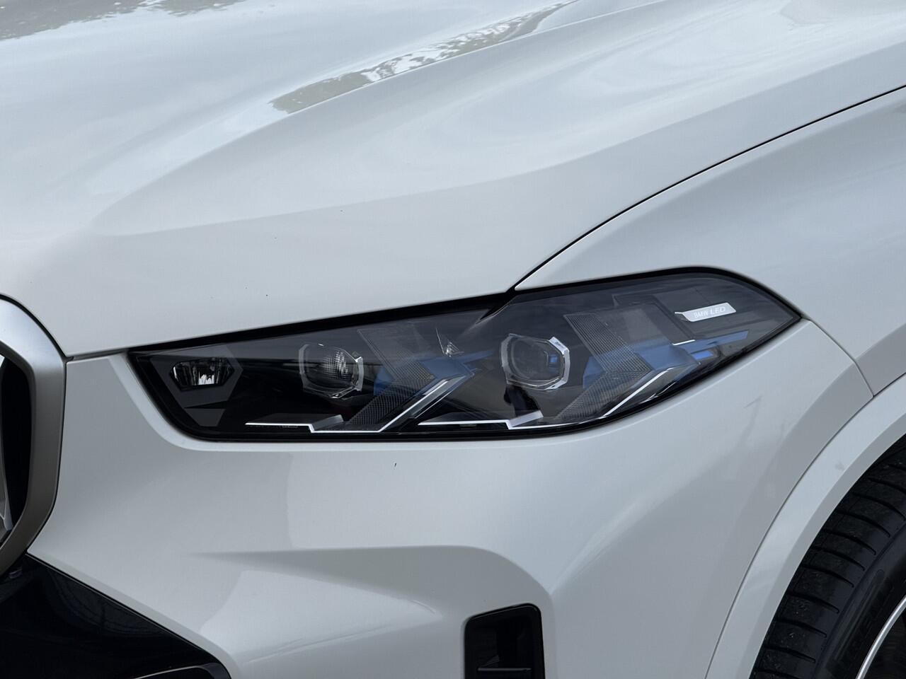 BMW X5 xDrive50e | M-Sport | Panorama | Comf. zetels + ventilatie + Verw. + Massage | Trekhaak | Harman/kardon | Soft close | Co Pilot