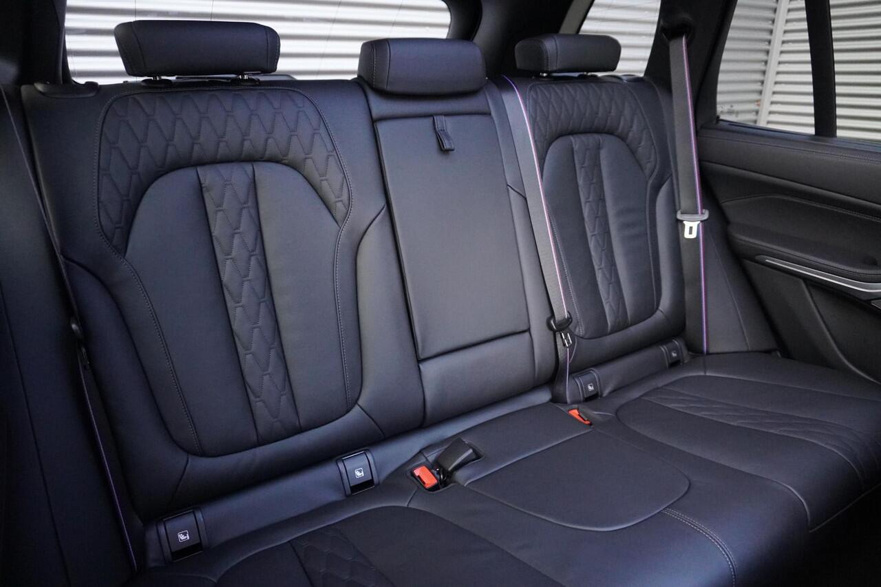 BMW X5 xDrive50e M Sportpakket Pro | Travel Pack | Innovation Pack | Soft-Close-Automatic voor portieren | Glazen panoramadak | Driving Assistant Professional | HIFI System Harman Kardon