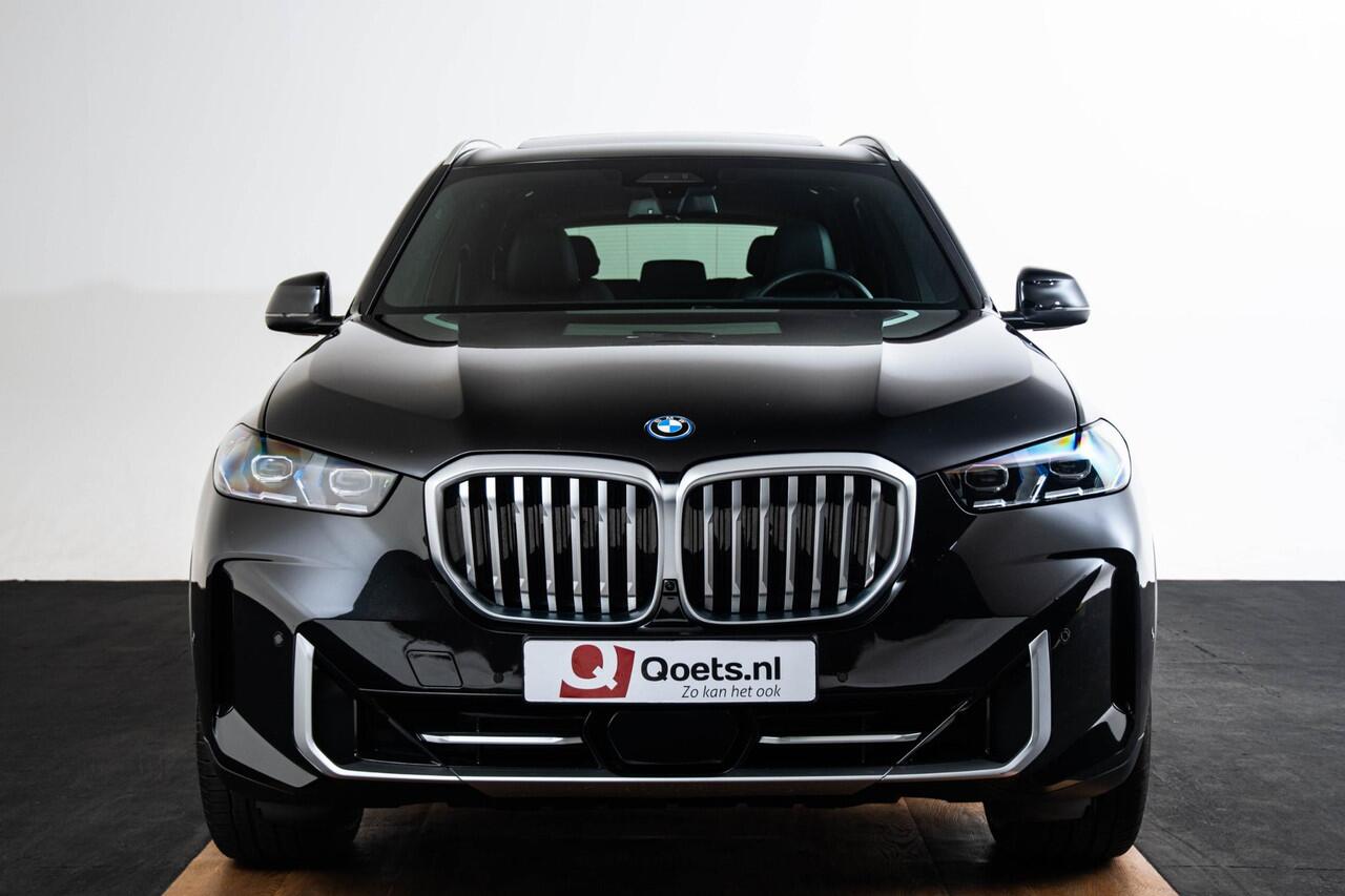 BMW X5 xDrive50e Trekhaak - Panoramadak - Parking/Driving Assistant Professional - Active Protection - Comfort Access - Soft close - Ambiance verlichting - Getinte/Geluiddempende Ruiten - Warmte Comfort Pack -