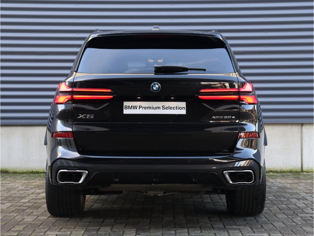 BMW X5 xDrive50e | High Executive | M Sportpakket | Panodak | Trekhaak | Driving Assistant Prof. | Head-Up | Harman Kardon | Soft Close | Stoelventilatie | 21'' LMV