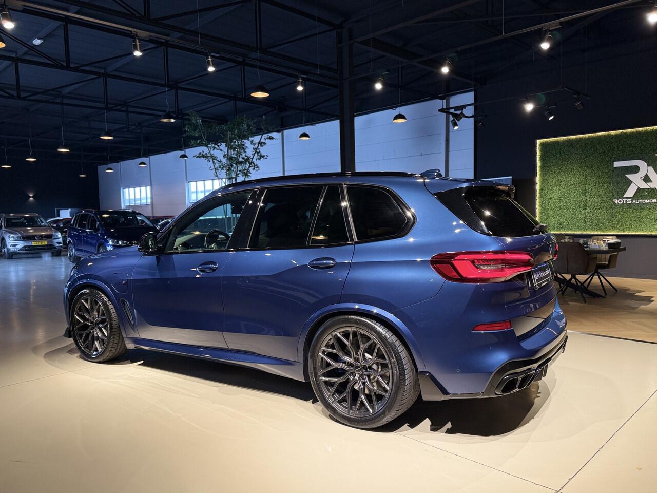 BMW X5 xDrive45e M-Pakket Panodak|LASER|3DCamera|Headup Blauw