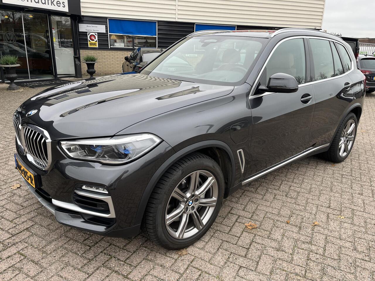 bmw-x5-xdrive45e-high-executive-plu
