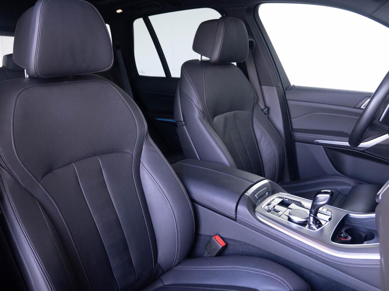 BMW X5 xDrive45e | High Executive | M Sportpakket | Innovationspakket | Comfort Access | Panoramadak | Stoelverwarming | Head-Up Display | 21''