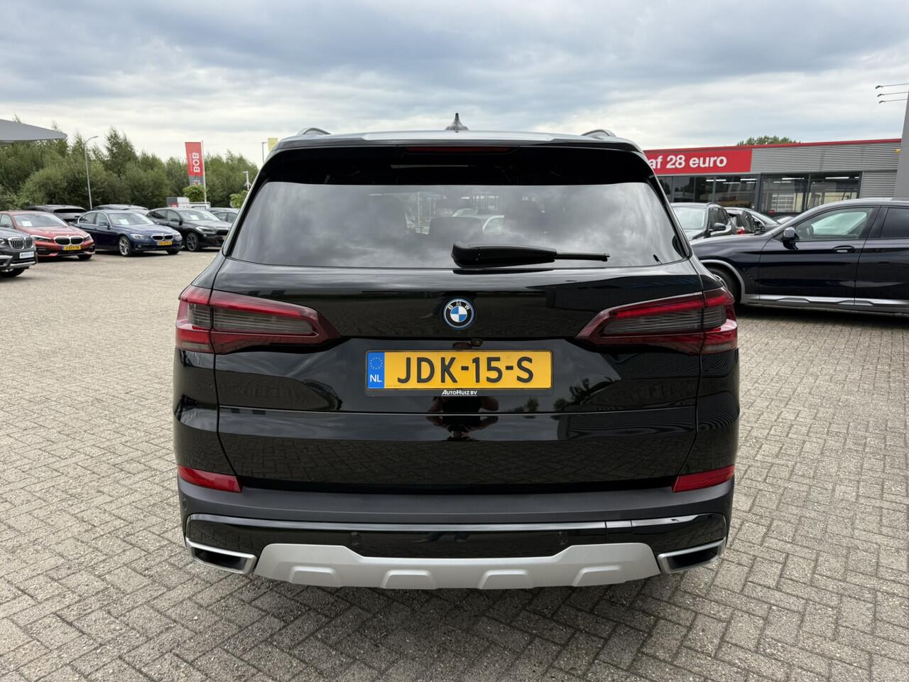 BMW X5 xDrive45e High Executive xLine Panoramadak Laser Licht Comfortzetels 22 Inch Carplay Stuurwielverwarming Keyless Entry Head-Up Display