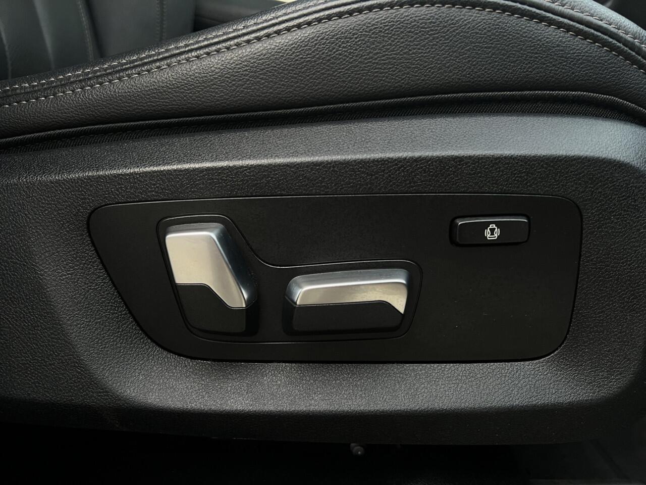 BMW X5 xDrive45e High Executive | Pano | Luchtvering | Sfeerverl | Dealeronderh |