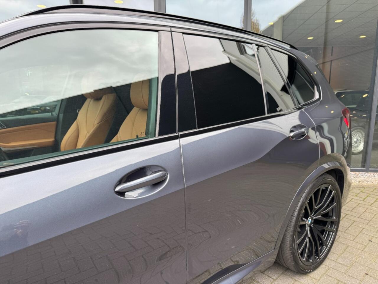 BMW X5 xDrive45e M-Sport,Luchtvering,HUD,Pano,LED,TV'S,Keyless,Stoelverw V+A,