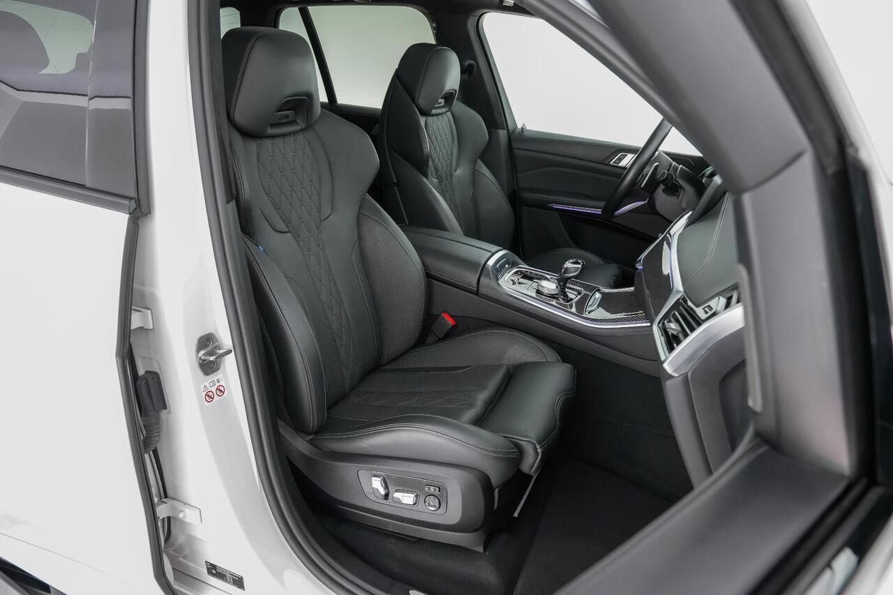 BMW X5 45e xDrive 394pk High Executive |splitterset|M-sportpakket|M-performance seats|schuif/kantel|Harman&Kardon|massage|Laser LED|memory|360 camera|diamond pook|HUD|carbon interieur|Apple Carplay|22" lichtmetalen velgen|