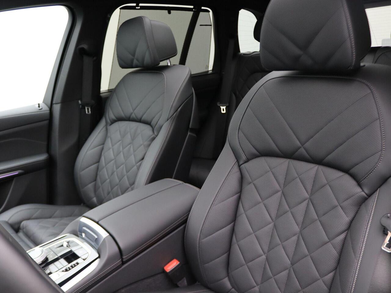 BMW X5 xDrive40d M Sportpakket | Trekhaak | Harman Kardon | Comfortstoelen | Panoramadak |