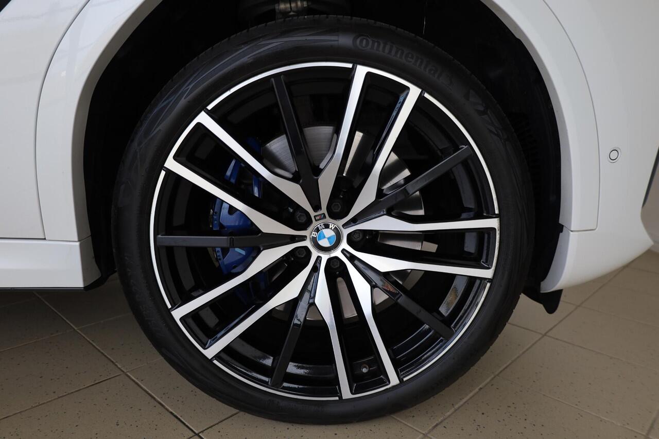 BMW X6 xDrive40i M Sportpakket | Soft-Close | Elek. trekhaak | Stoelventilatie | Driving Assistant Professional | Parking Assistant Plus